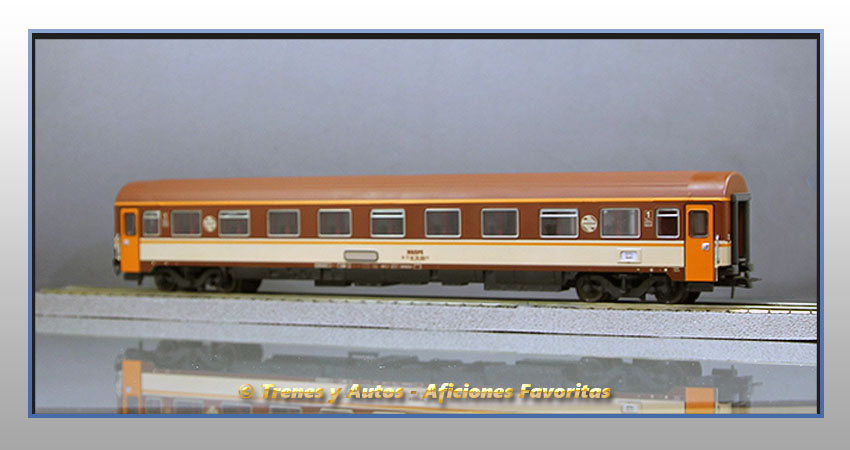Coche pasajeros Serie 10000 AA-10001 "Estrella" - Renfe